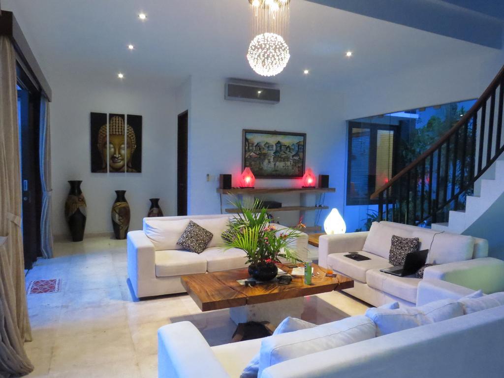 Villa Lebah 乌干沙 外观 照片